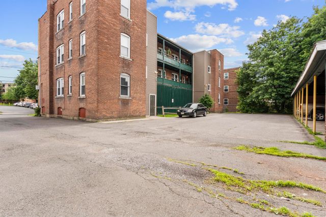 36-38 School Street, Hartford, CT 06106