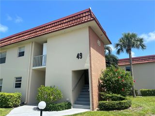 49 Woodland Drive 104, Vero Beach, FL 32962
