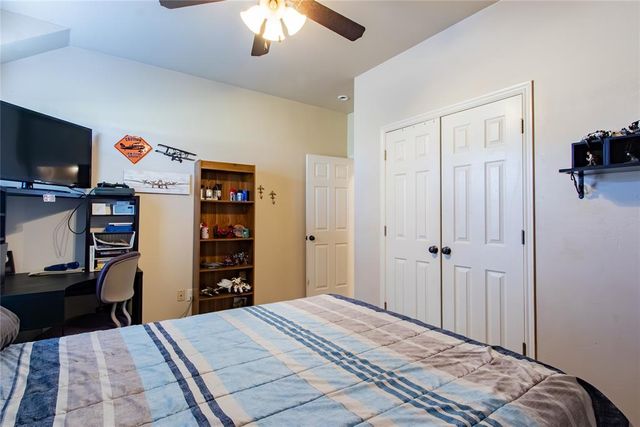 1705 Twin Spires Trail, Guthrie, OK 73044