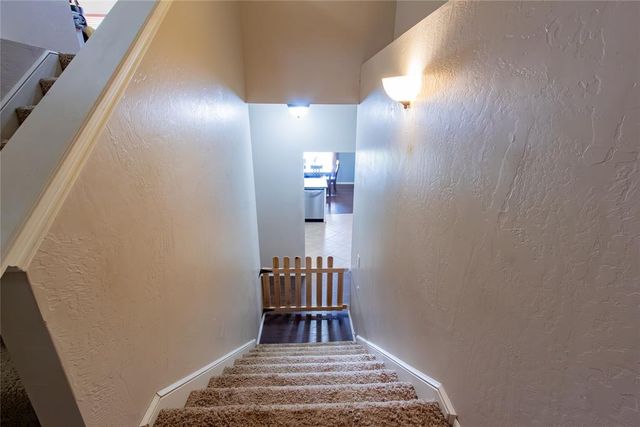 1705 Twin Spires Trail, Guthrie, OK 73044