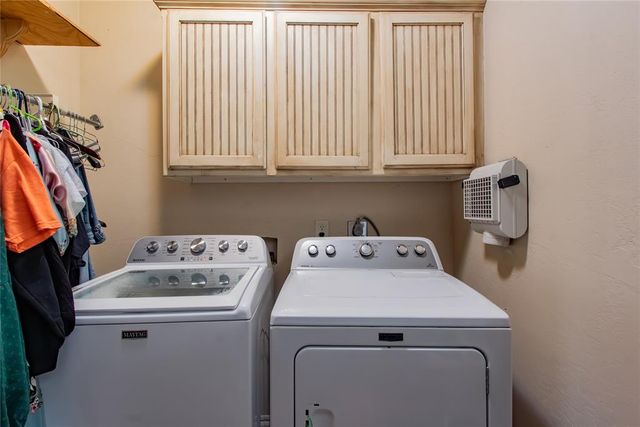 1705 Twin Spires Trail, Guthrie, OK 73044