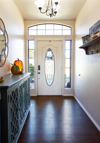 1705 Twin Spires Trail, Guthrie, OK 73044