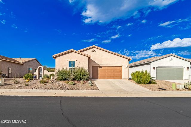 2496 W Music Mountains Drive, Green Valley, AZ 85622