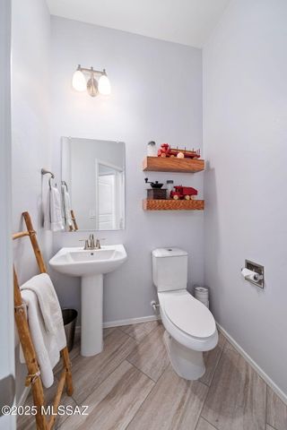 2496 W Music Mountains Drive, Green Valley, AZ 85622