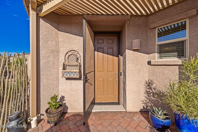 2496 W Music Mountains Drive, Green Valley, AZ 85622