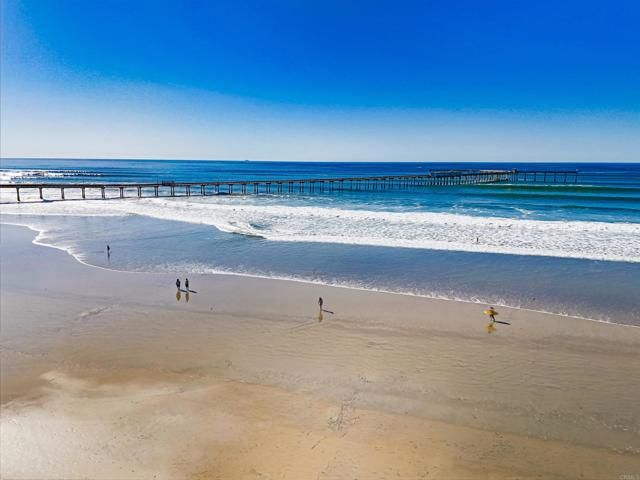 5027 Santa Monica Avenue F, San Diego, CA 92107