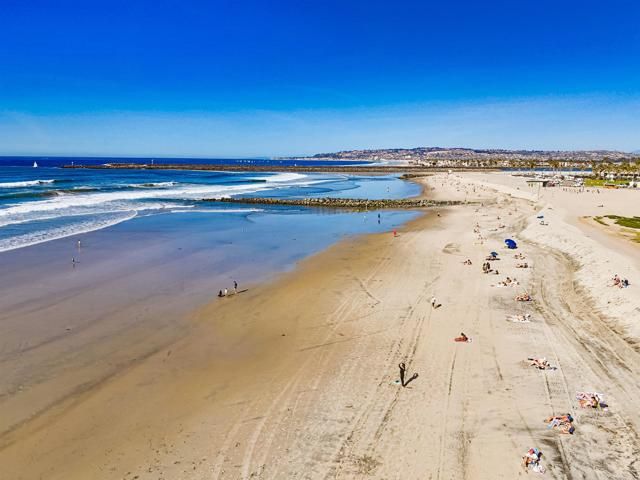 5027 Santa Monica Avenue F, San Diego, CA 92107