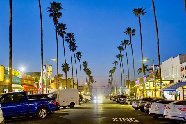 5027 Santa Monica Avenue F, San Diego, CA 92107