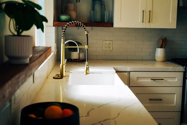 5027 Santa Monica Avenue F, San Diego, CA 92107