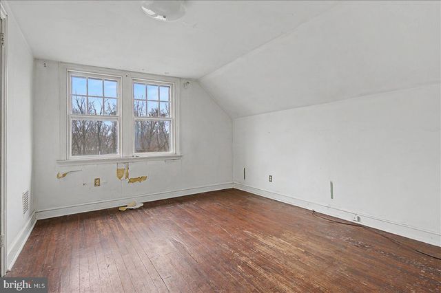 321 VIRGINIA AVE, Wilmington, DE 19805