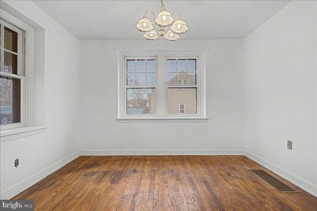 321 VIRGINIA AVE, Wilmington, DE 19805