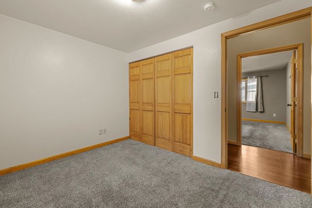 15 Fairway, Minot, ND 58701