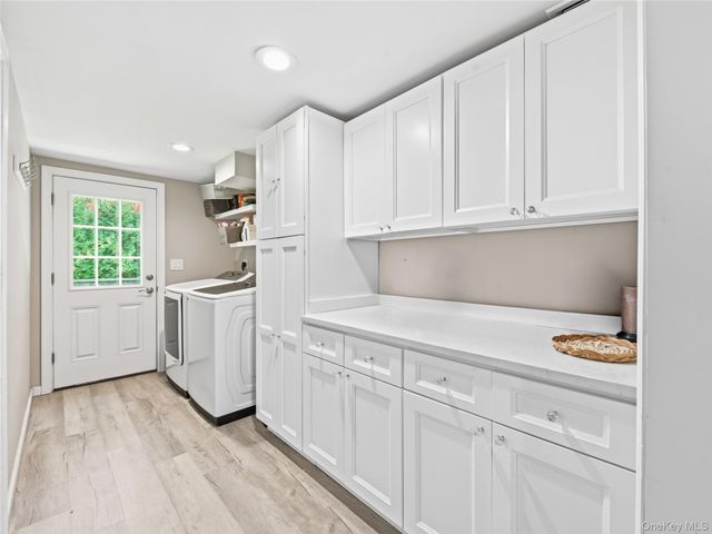 6 Daniel Drive, Glen Cove, NY 11542