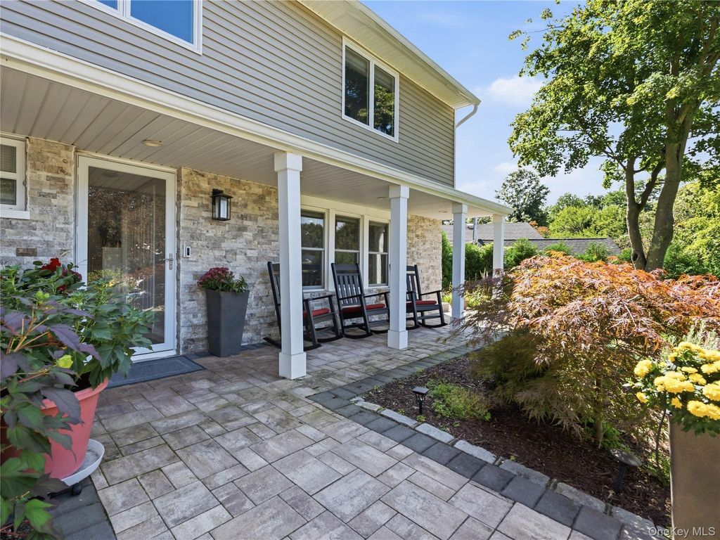 6 Daniel Drive, Glen Cove, NY 11542 — photo 3