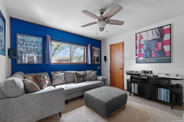 14001 Old Tree St, San Antonio, TX 78247