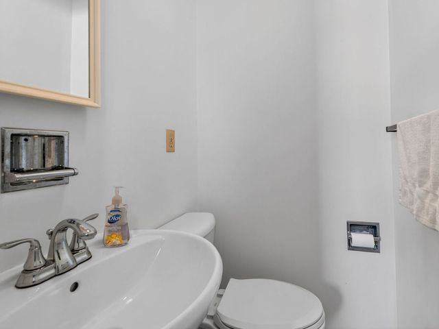 475 N 4th Avenue, Coal City, IL 60416