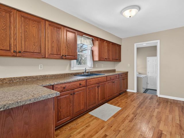 475 N 4th Avenue, Coal City, IL 60416