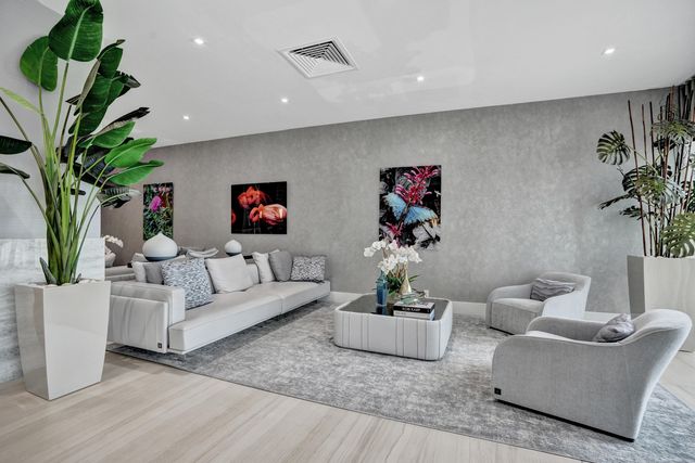 2301 S Ocean Drive 1408, Hollywood, FL 33019