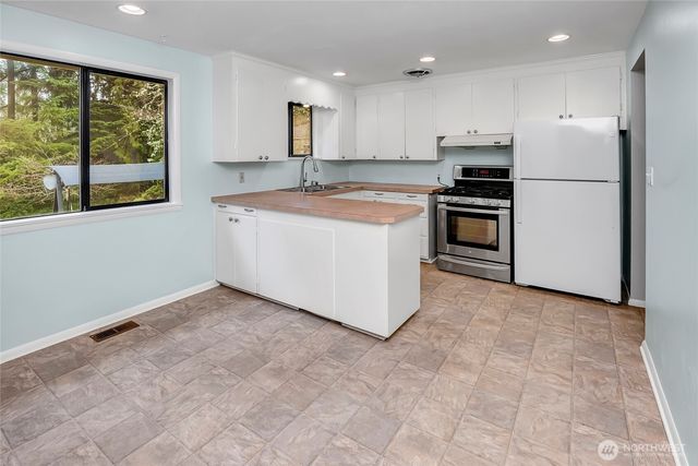 1840 NE 171 Street, Shoreline, WA 98155