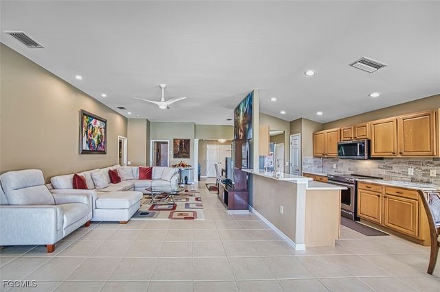 10017 Majestic AVE, Fort Myers, FL 33913