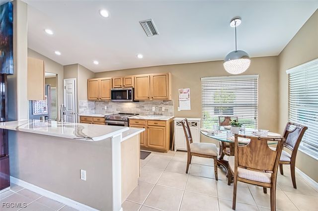 10017 Majestic AVE, Fort Myers, FL 33913