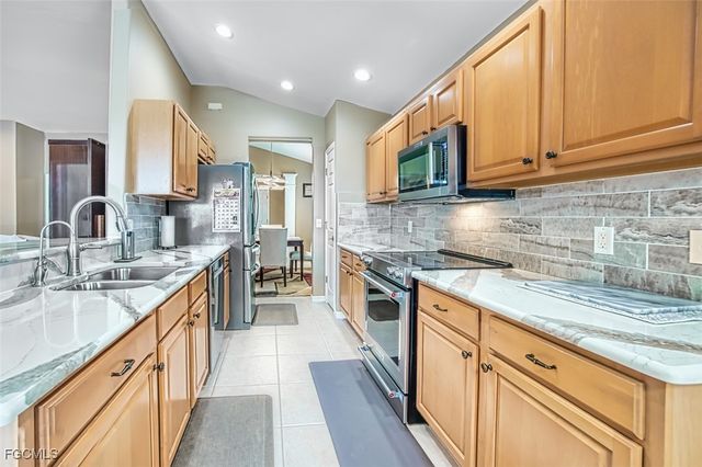 10017 Majestic AVE, Fort Myers, FL 33913