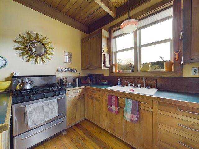 650 Old Hindley Ranch Road, Honeydew, CA 95545