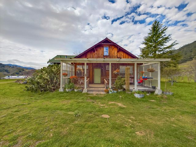 650 Old Hindley Ranch Road, Honeydew, CA 95545