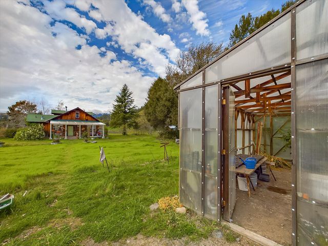 650 Old Hindley Ranch Road, Honeydew, CA 95545