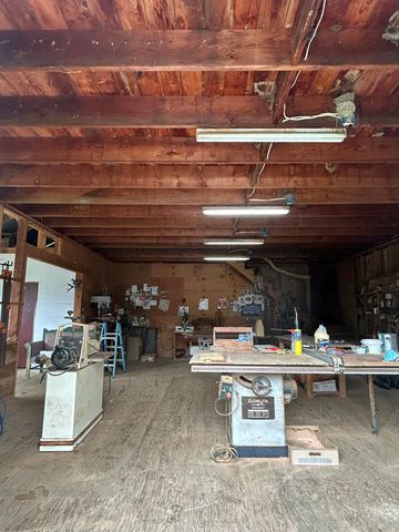 650 Old Hindley Ranch Road, Honeydew, CA 95545