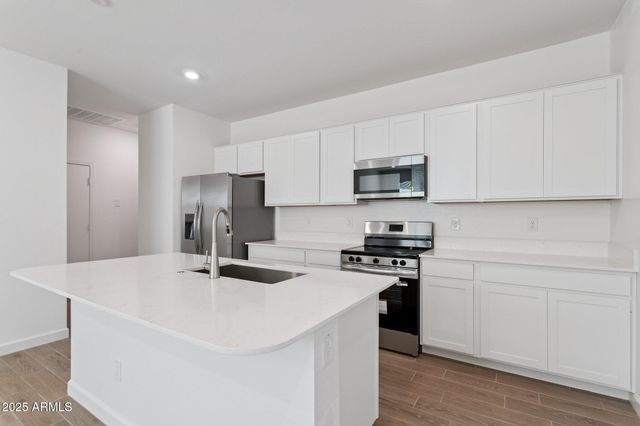 25999 W LYNNE Lane, Buckeye, AZ 85326