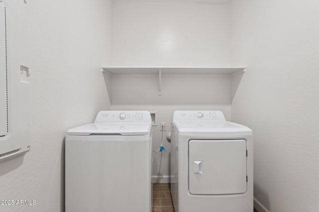 25999 W LYNNE Lane, Buckeye, AZ 85326