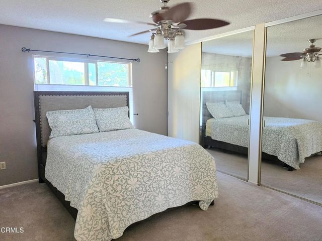 1306 Village 1, Camarillo, CA 93012