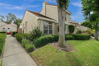 34 Oxford 36, Irvine, CA 92612