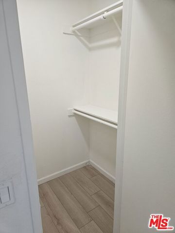 10836 CAMARILLO Street 4, North Hollywood (los Angeles), CA 91602