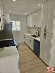 10836 CAMARILLO Street 4, North Hollywood (los Angeles), CA 91602