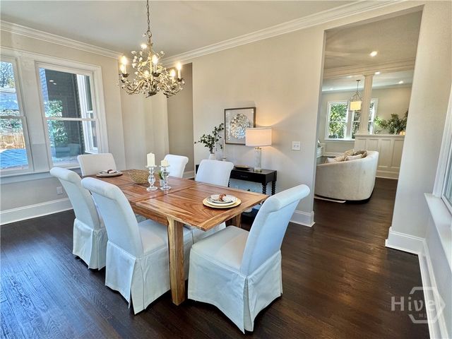 111 E 49th Street, Savannah, GA 31405