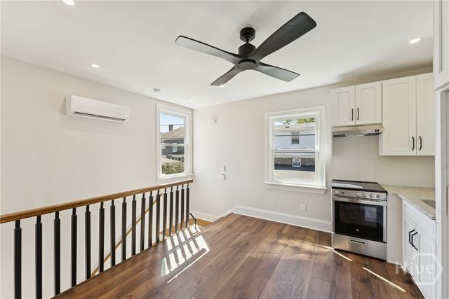 111 E 49th Street, Savannah, GA 31405