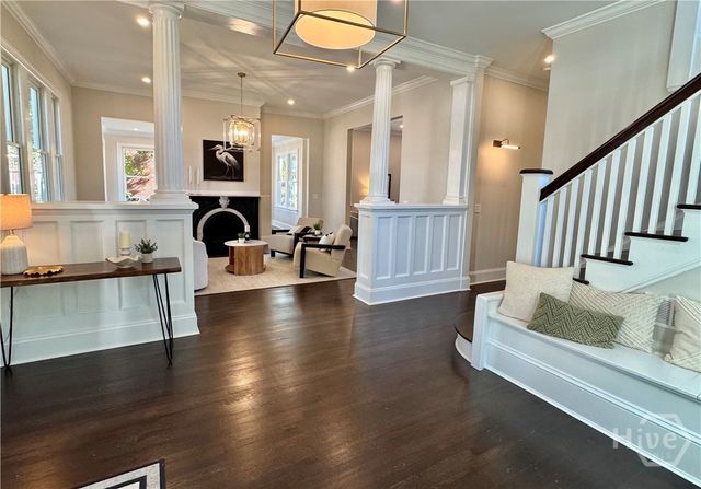 111 E 49th Street, Savannah, GA 31405