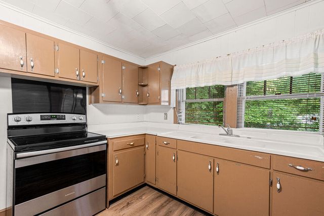 136 Summit Street, Rossville, GA 30741