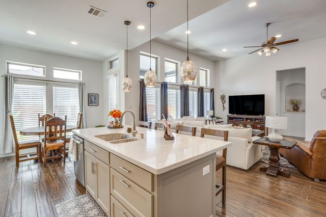 3917 Redbud Drive, Aubrey, TX 76227