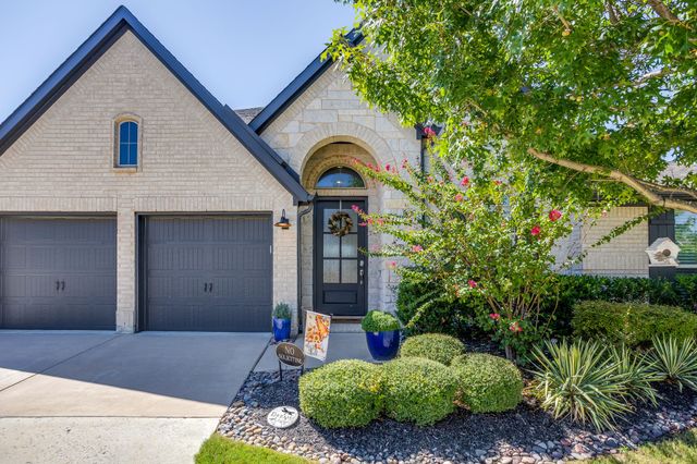 3917 Redbud Drive, Aubrey, TX 76227