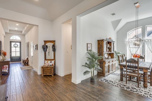 3917 Redbud Drive, Aubrey, TX 76227