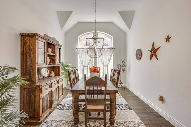 3917 Redbud Drive, Aubrey, TX 76227