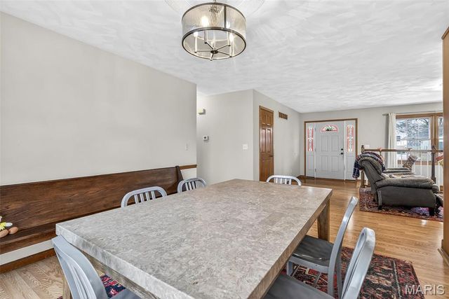 955 Cedar Lane, Ste Genevieve, MO 63670