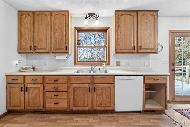 955 Cedar Lane, Ste Genevieve, MO 63670