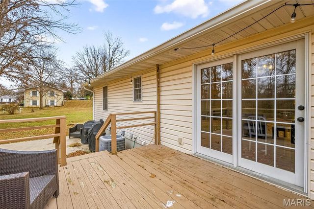 955 Cedar Lane, Ste Genevieve, MO 63670