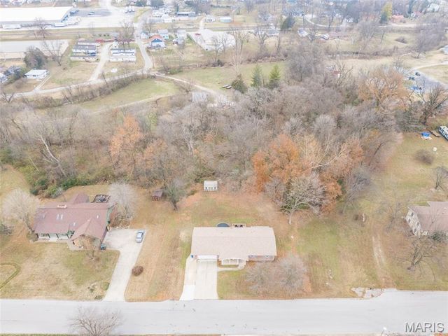 955 Cedar Lane, Ste Genevieve, MO 63670