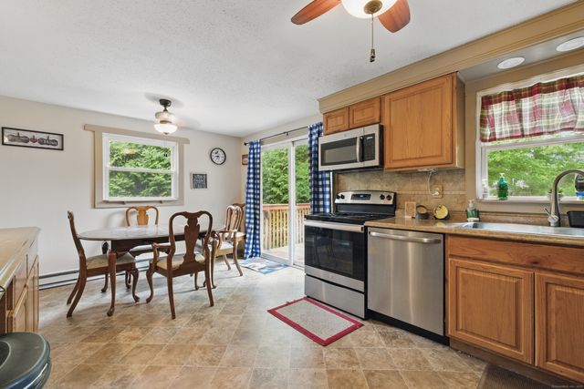 23 Fenwick Court, Groton, CT 06355