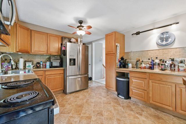 23 Fenwick Court, Groton, CT 06355